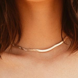 PRINCESS POLLY THE SNAKE CHAIN NECKLACE